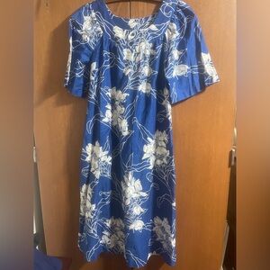 Vintage 80's Kahala Colorful Abstract Floral Sleeveless Hawaiian Maxi Dr…